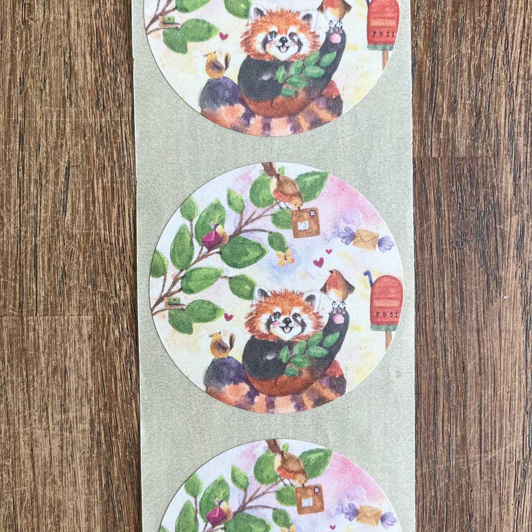Sluitzegels Rode panda met brievenbus